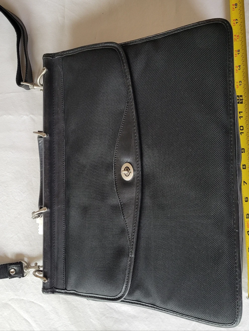 Jack Georges Classic Black Men's Shoulder Bag - Sleek Professional Carry